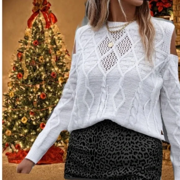 New white long sleeve sweater - Picture 7 of 7